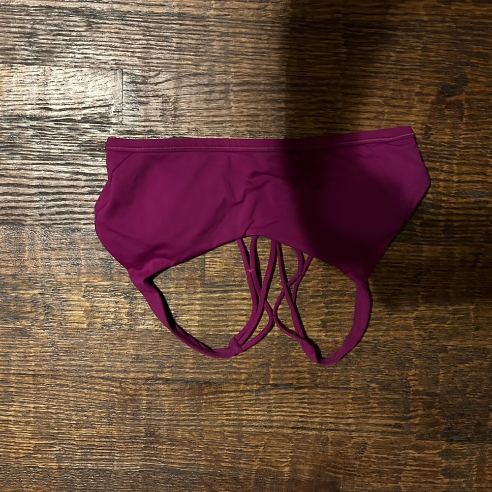 Lululemon sports Bra - size 8